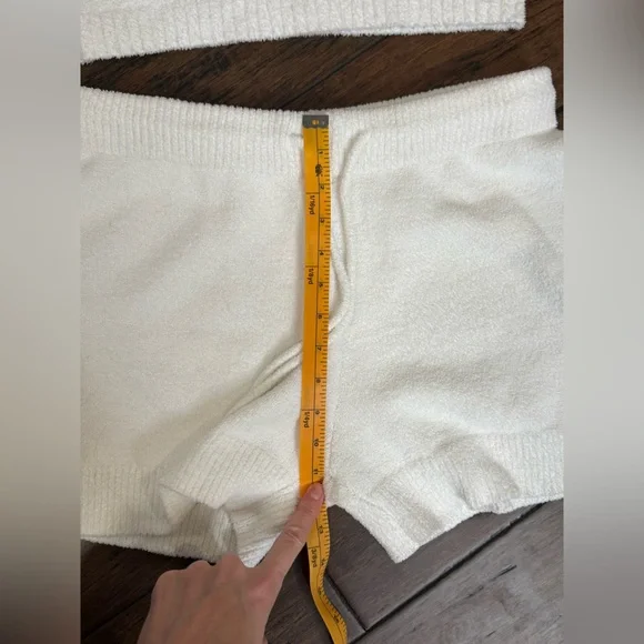 La Vie En Rose Soft White Knit Set Top L Shorts Small - Picture 5 of 8